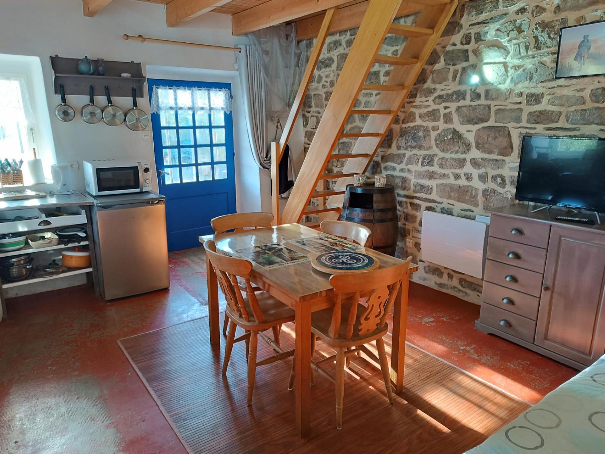 Petit Gite Cocoon Ty Bihan Ar Feunteun Scrignac Exterior photo